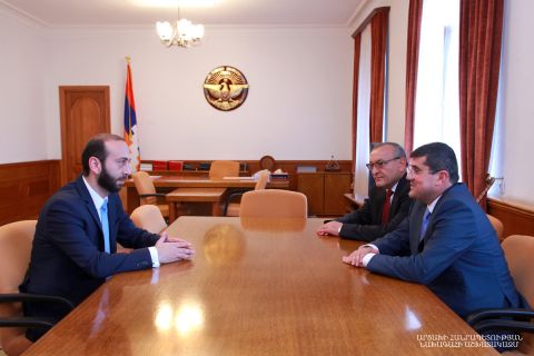 Artsakh Republic President Arayik Haroutyunyan received Republic of Armenia’s National Assembly Chairman Ararat Mirzoyan