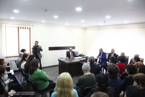 Meeting with the staff of &quot;Azat Artsakh&quot; newspaper