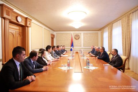 Artsakh Republic President Bako Sahakyan received the delegation of the Yerevan city administration at the head of mayor Hayk Maroutyan