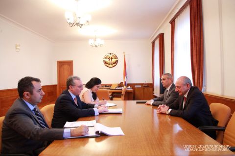Artsakh Republic President Bako Sahakyan received foreign minister of the Republic of Armenia Zohrab Mnatsakanyan