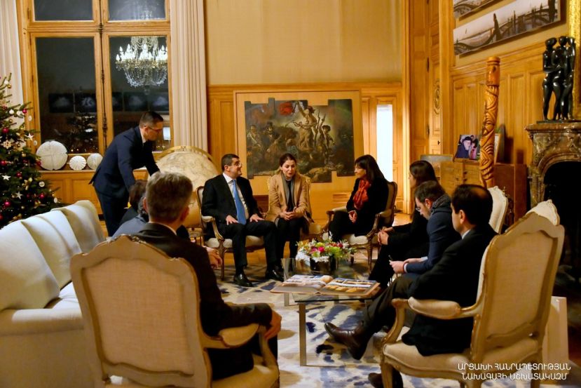 The delegation headed by President Harutyunyan met with Mayor of Paris