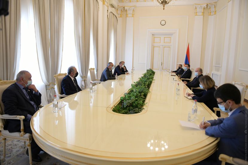 Делегация НС Республики Арцах встретилась с президентом Республики Армения